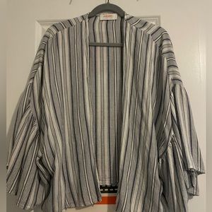 reneec bell sleeve cardigan💗